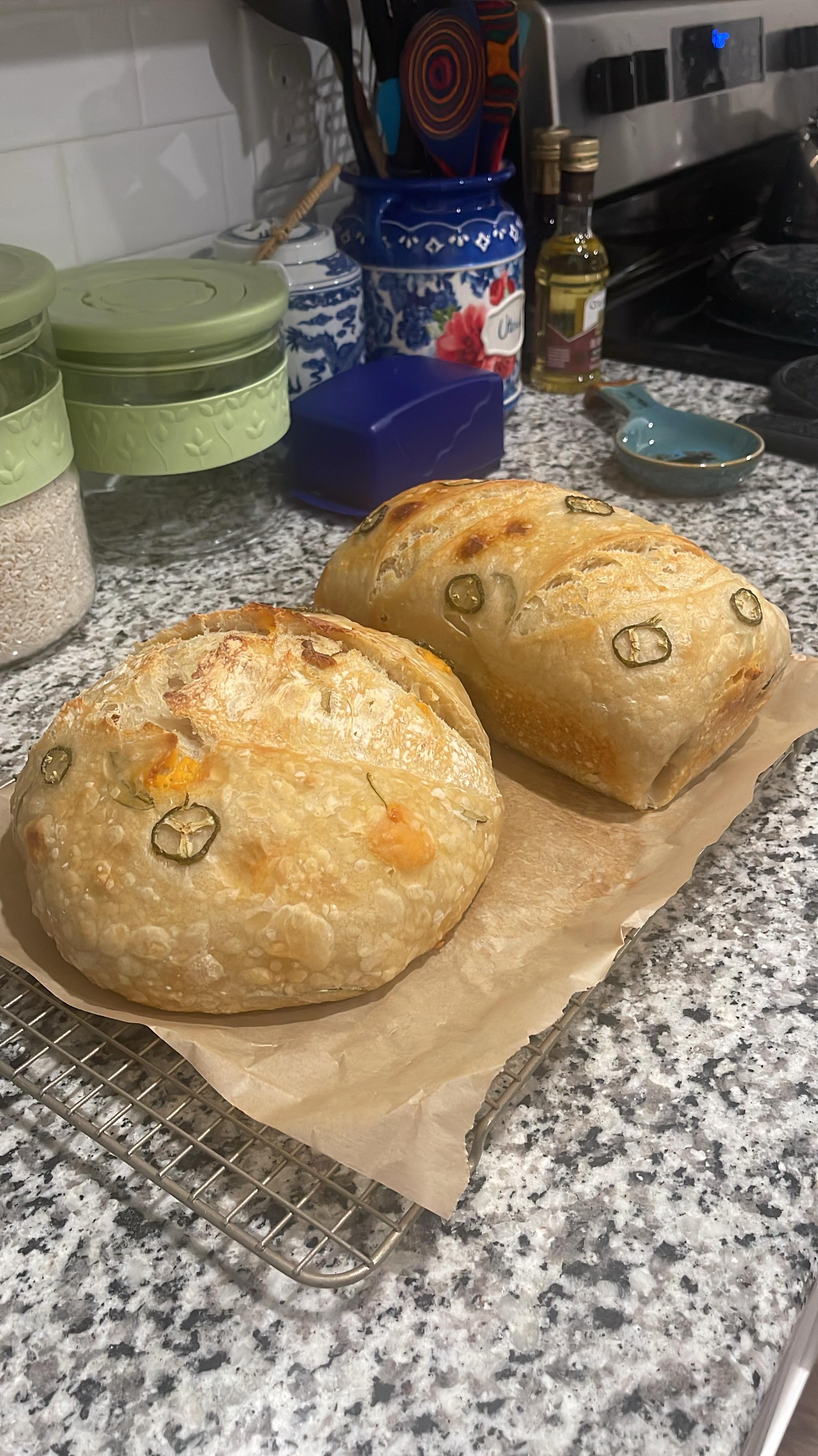 Jalapeño cheddar loaves